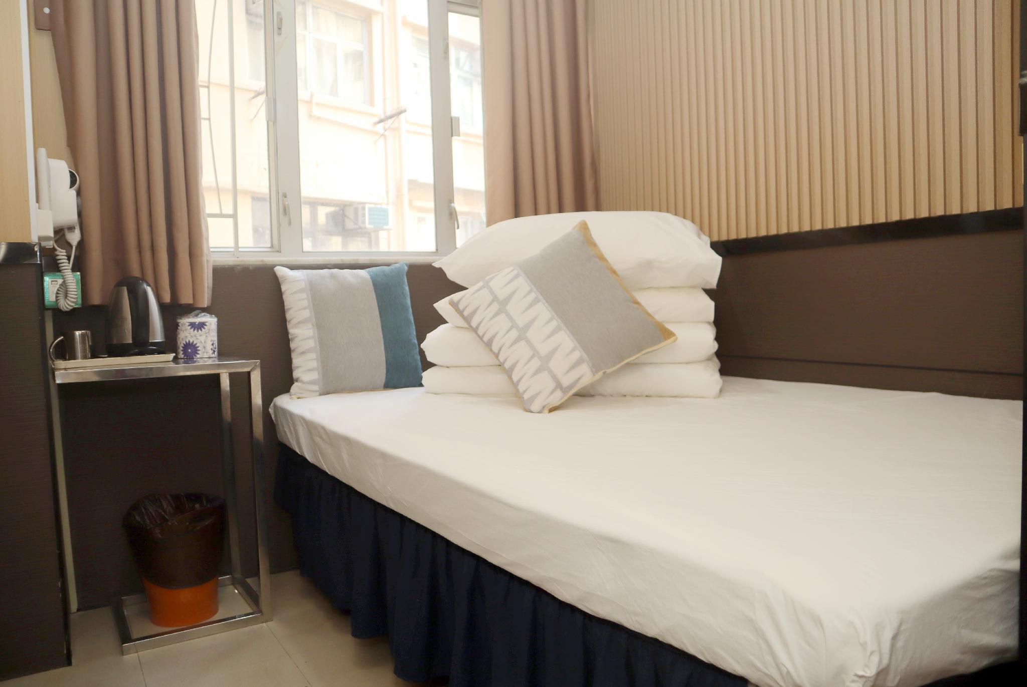 Room, Double Bed