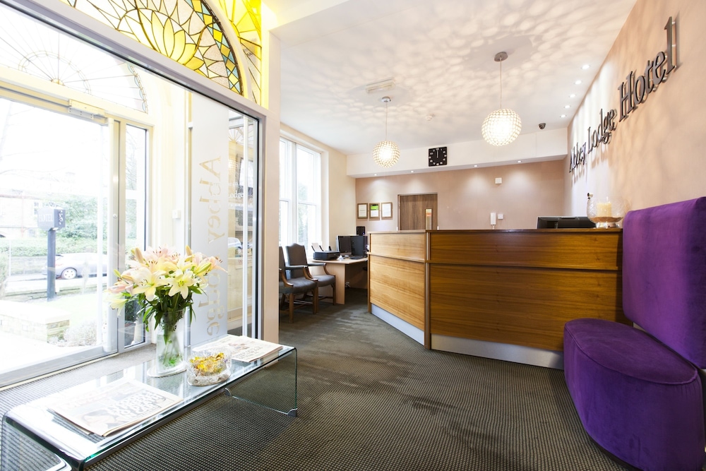 The Abbey Lodge Hotel 2/20