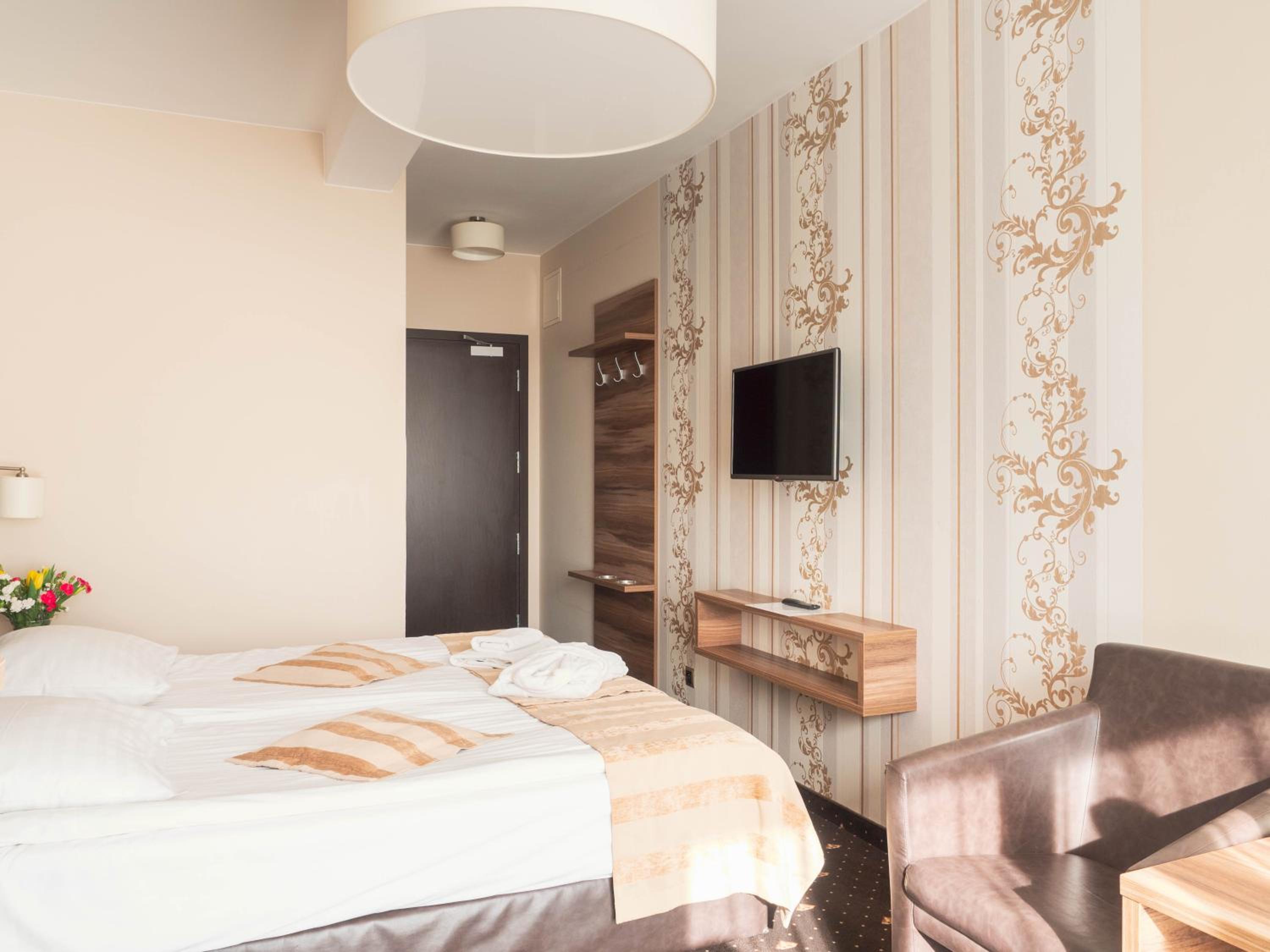 Cristal Spa 12/50