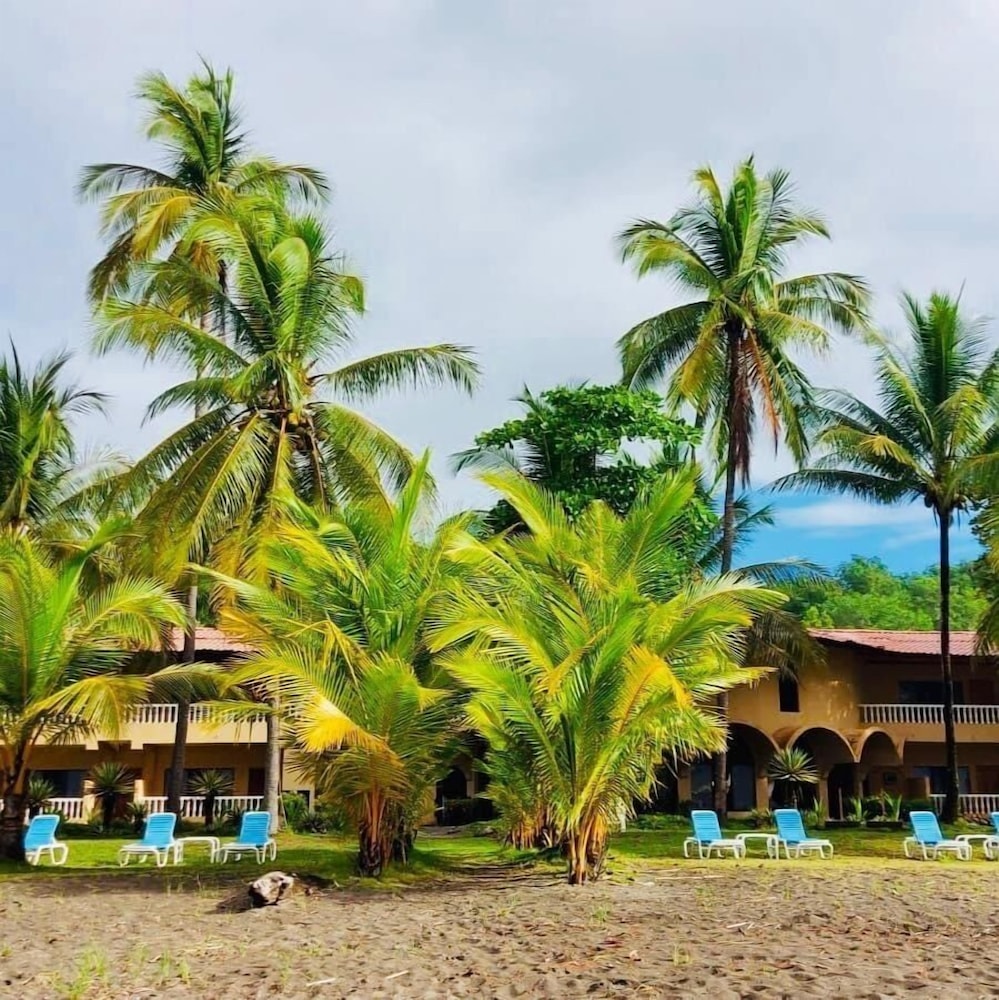 Hotel Delfin Playa Bejuco 48/50