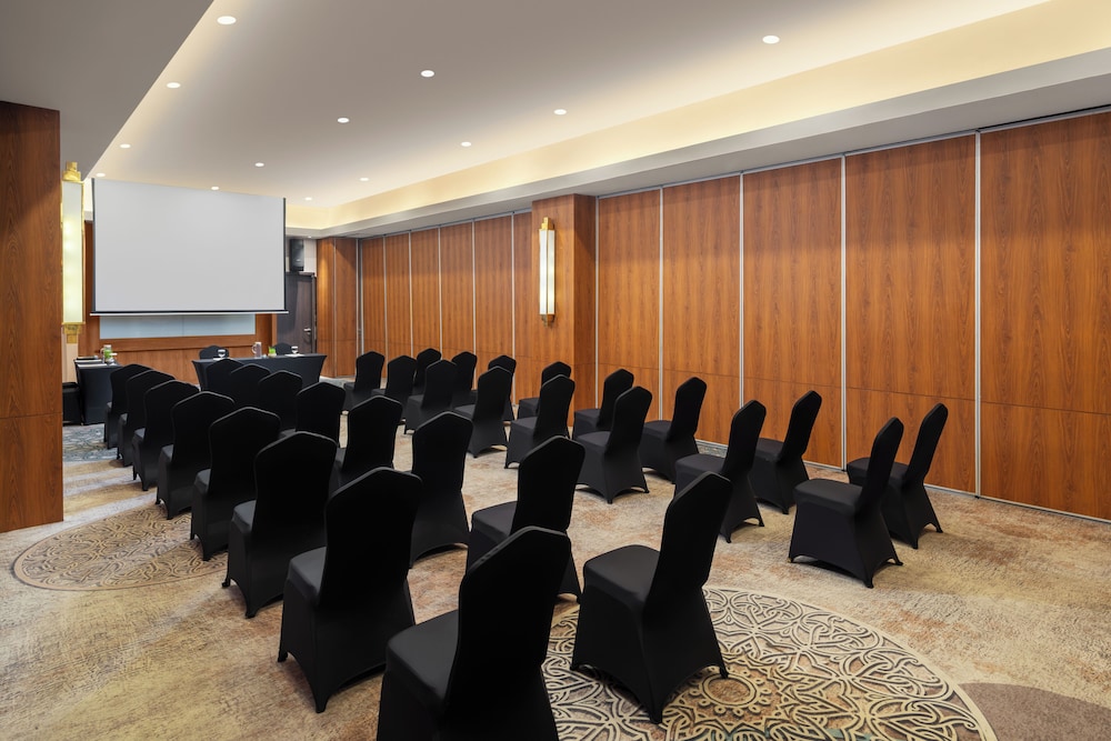 The Manohara Hotel Yogyakarta 62/67