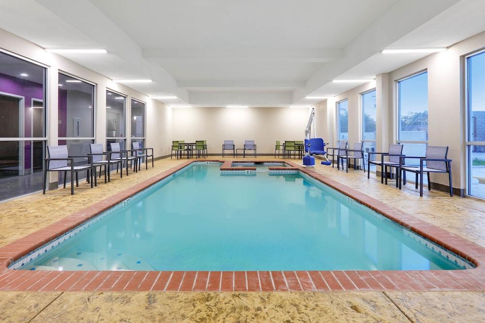 Wingate By Wyndham Corpus Christi 43/47