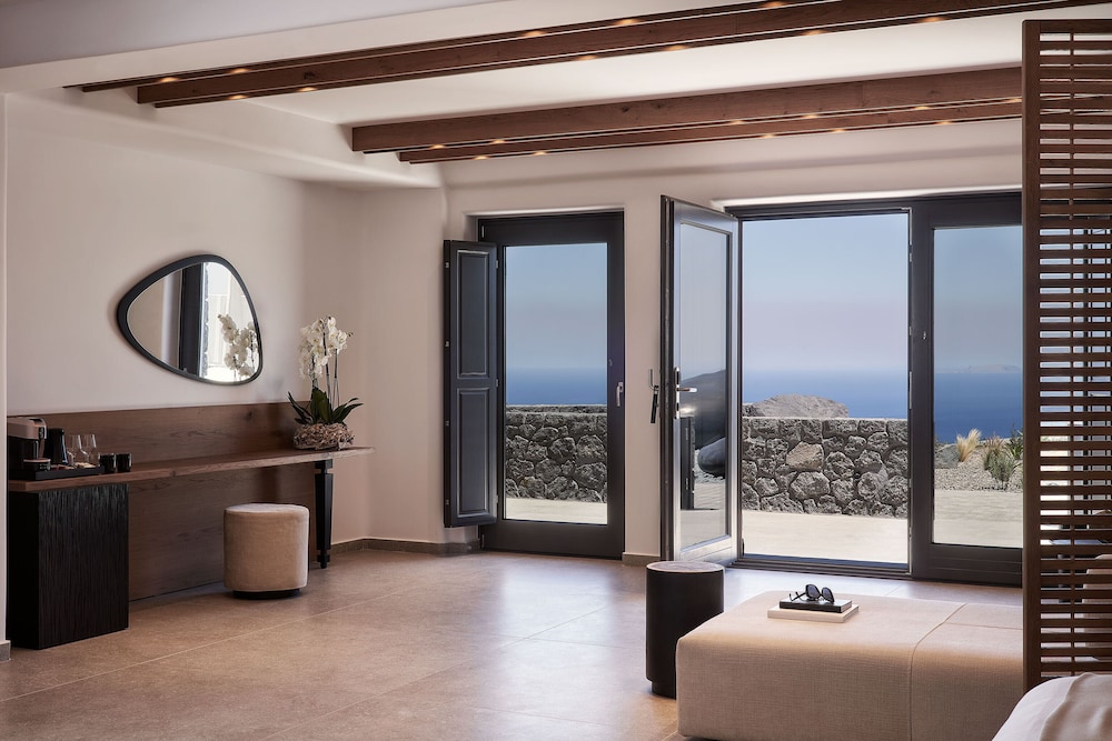 SantAnna Luxury Suites 17/37