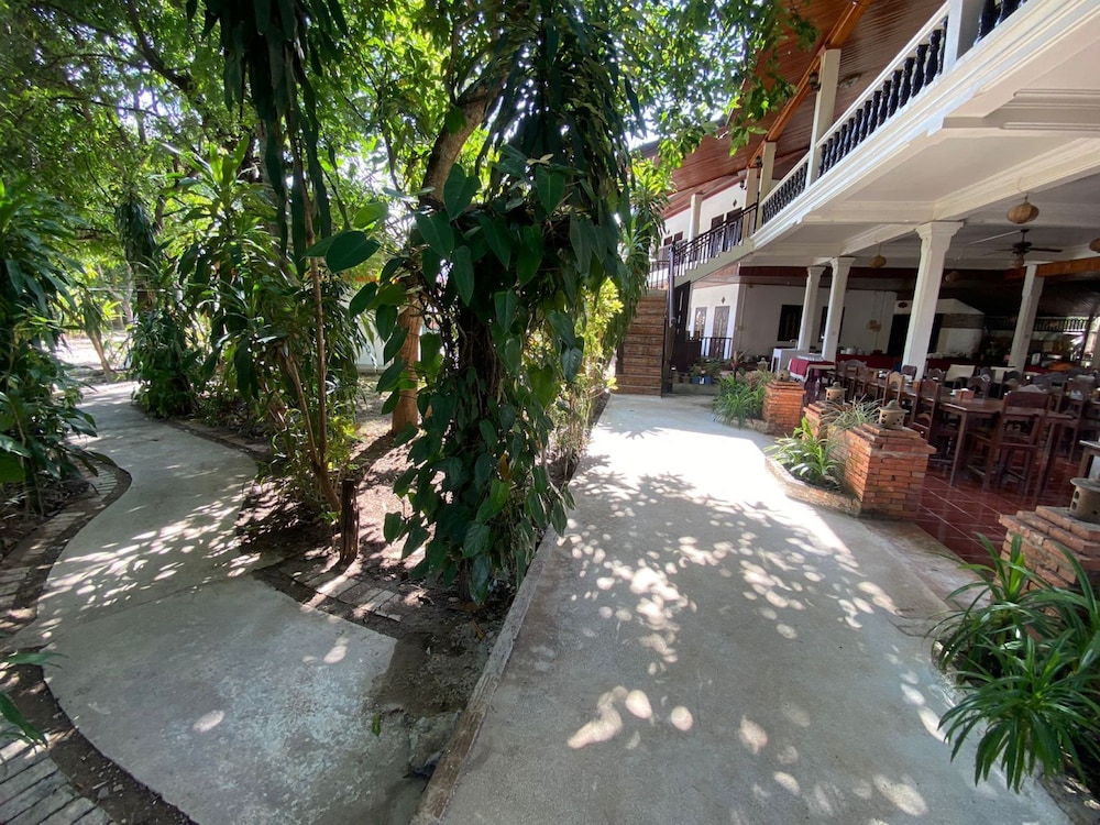 Vangsavath Hotel 80/81