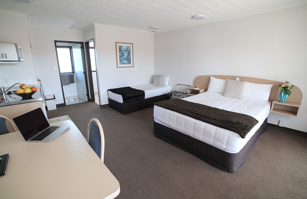 Palm City Motor Inn 22/68