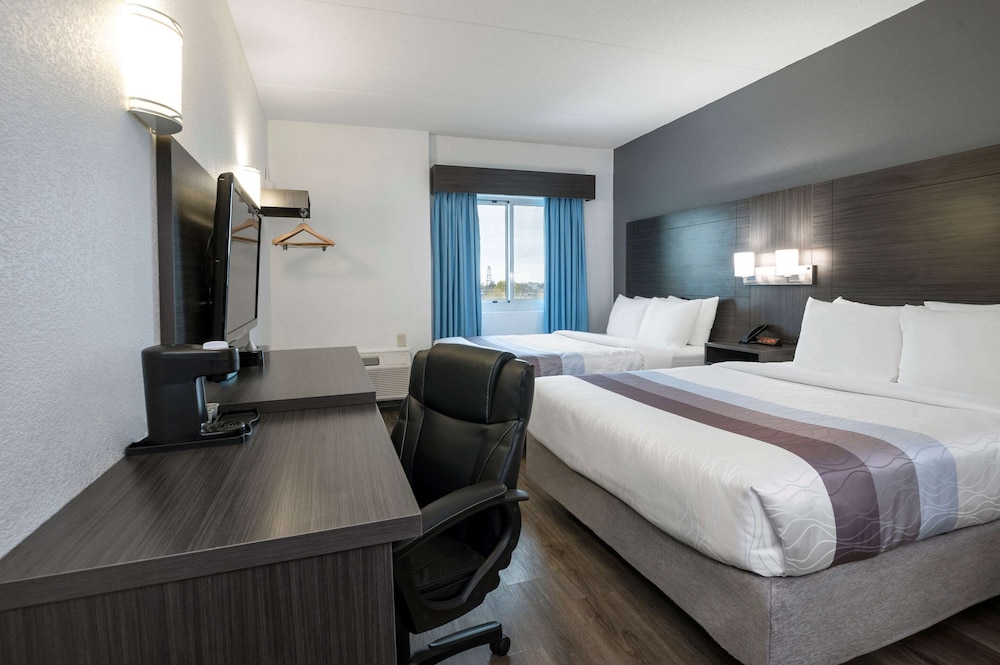 Comfort Hotel Niagara Falls 12/44