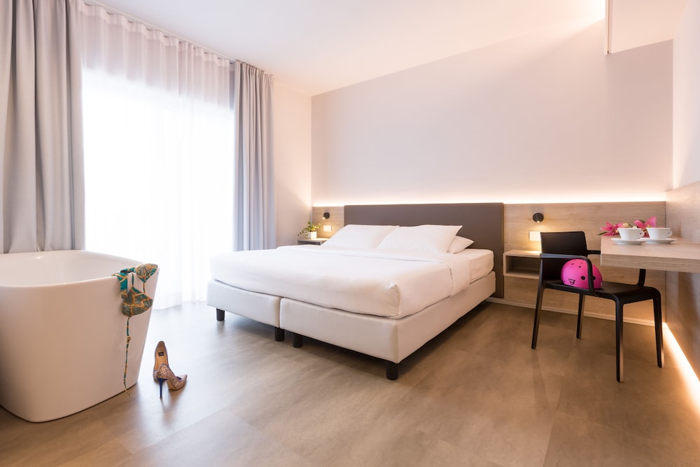 Goti Hotel 15/76