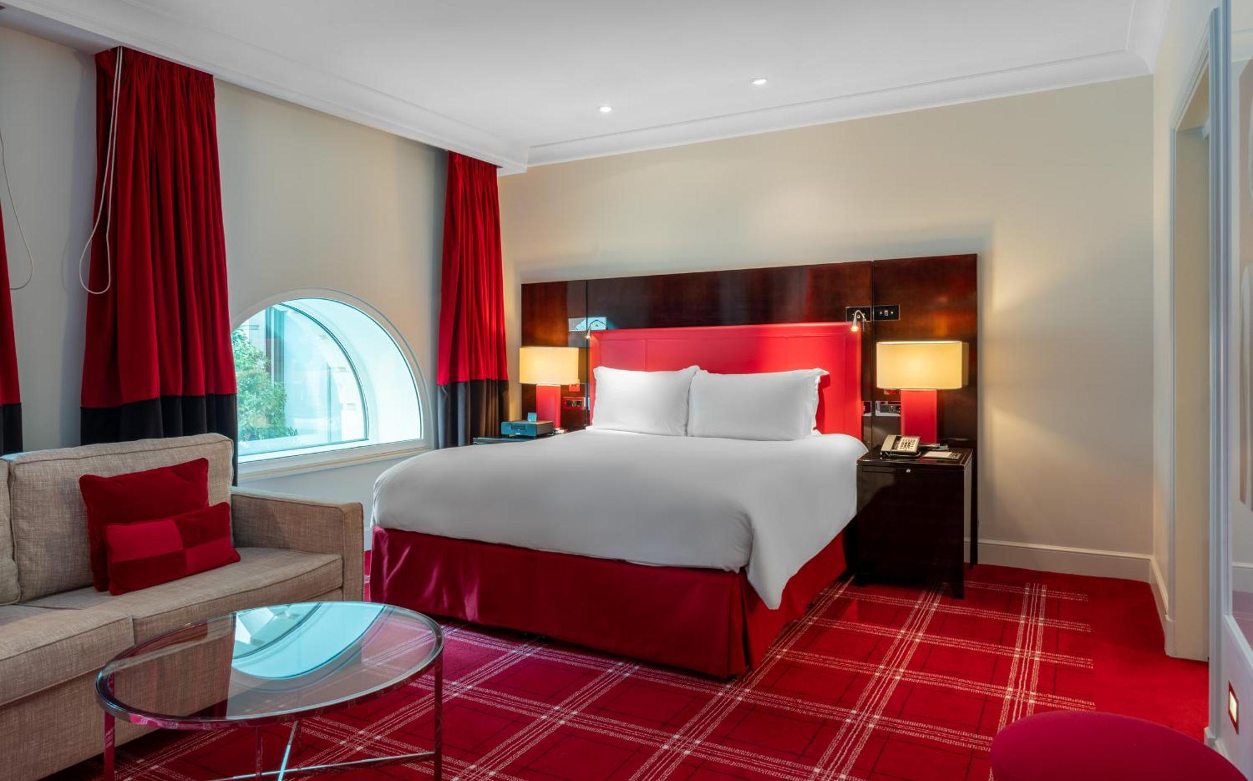 Space, Studio, Suite, King Bed, Sofa, Living Area