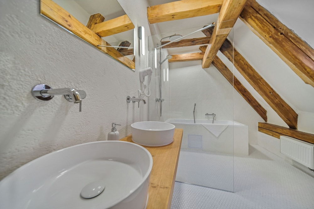 Hotel-Restaurant Svamberský Dum 82/83