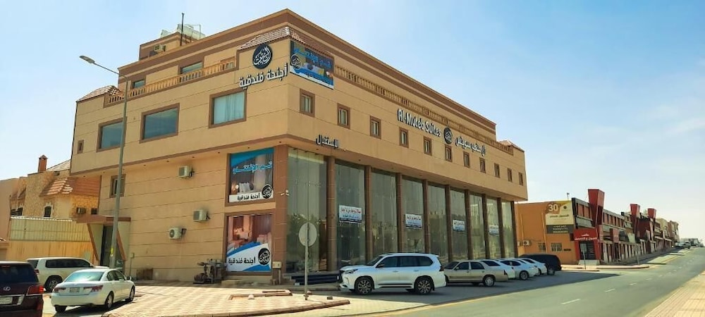 ال متعب سويتس اليرموك(Malaz Raqi) 15/18