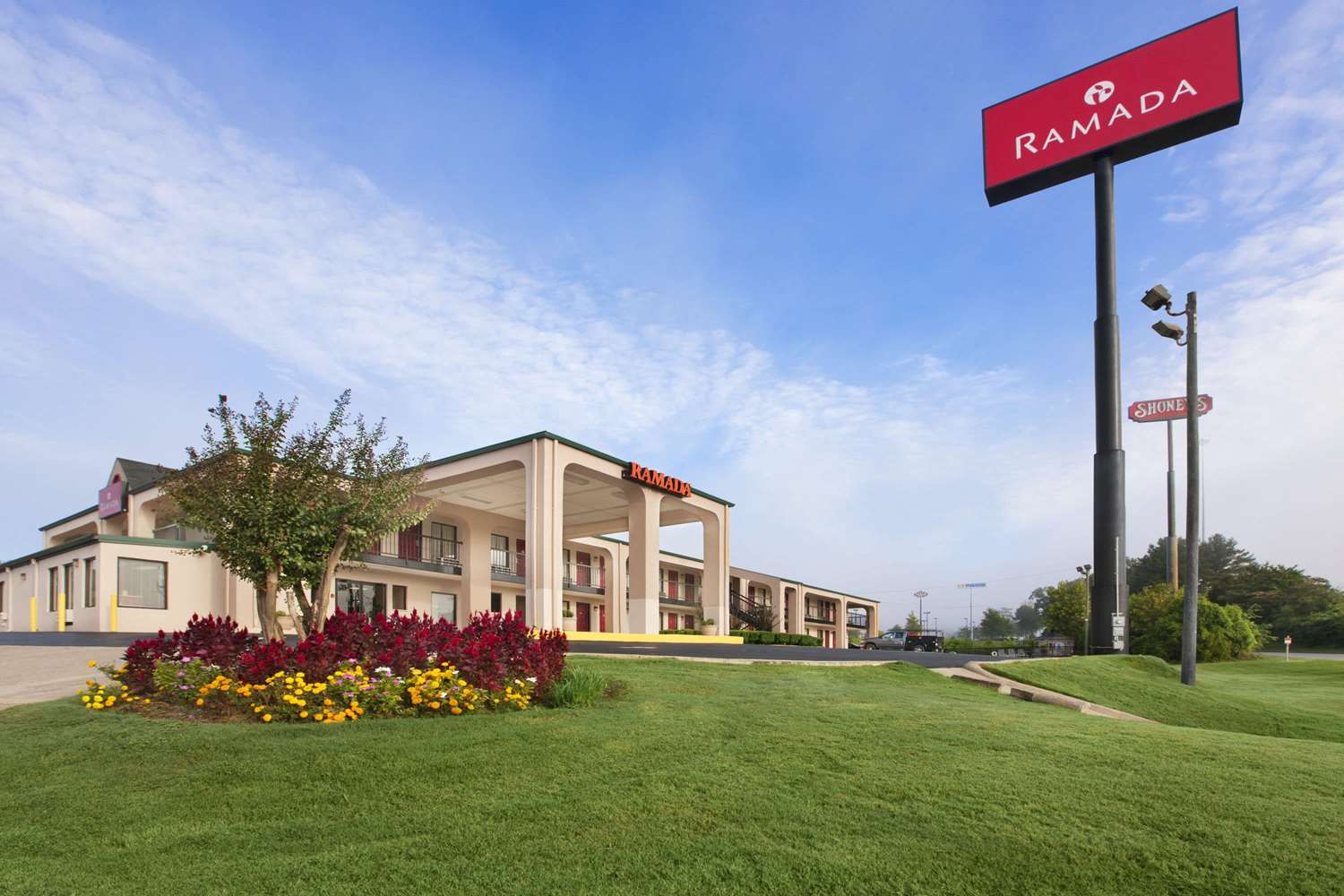 Ramada By Wyndham Pelham 13/18