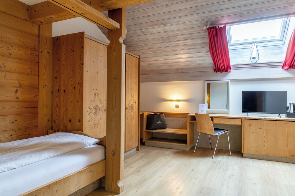 Königshof Hotel Resort 7/71