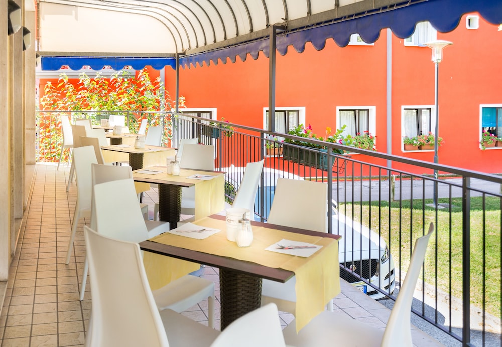 Hotel Azzorre Antille 48/53