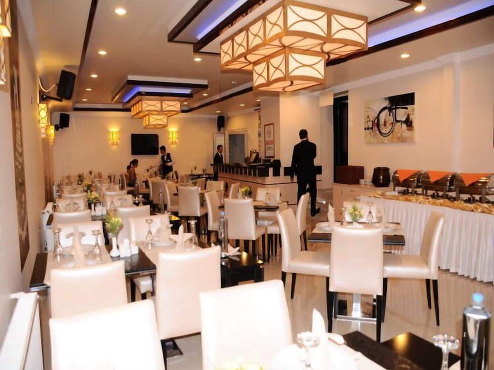 Ankara Risiss Hotel 66/74
