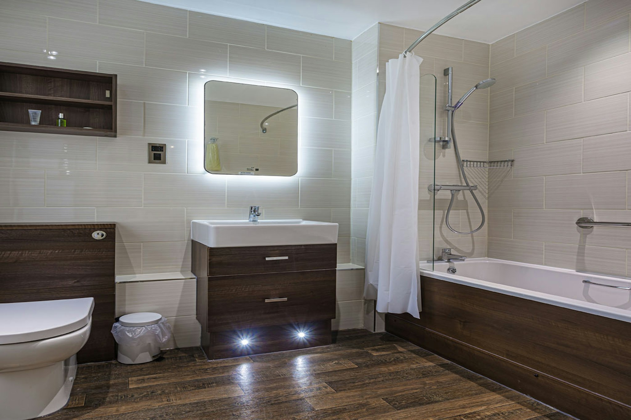 White Hart Hotel 12/13