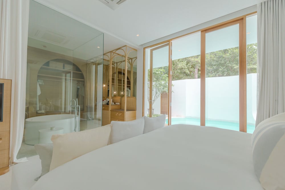 Sala Samui Chaweng Beach Resort 24/77