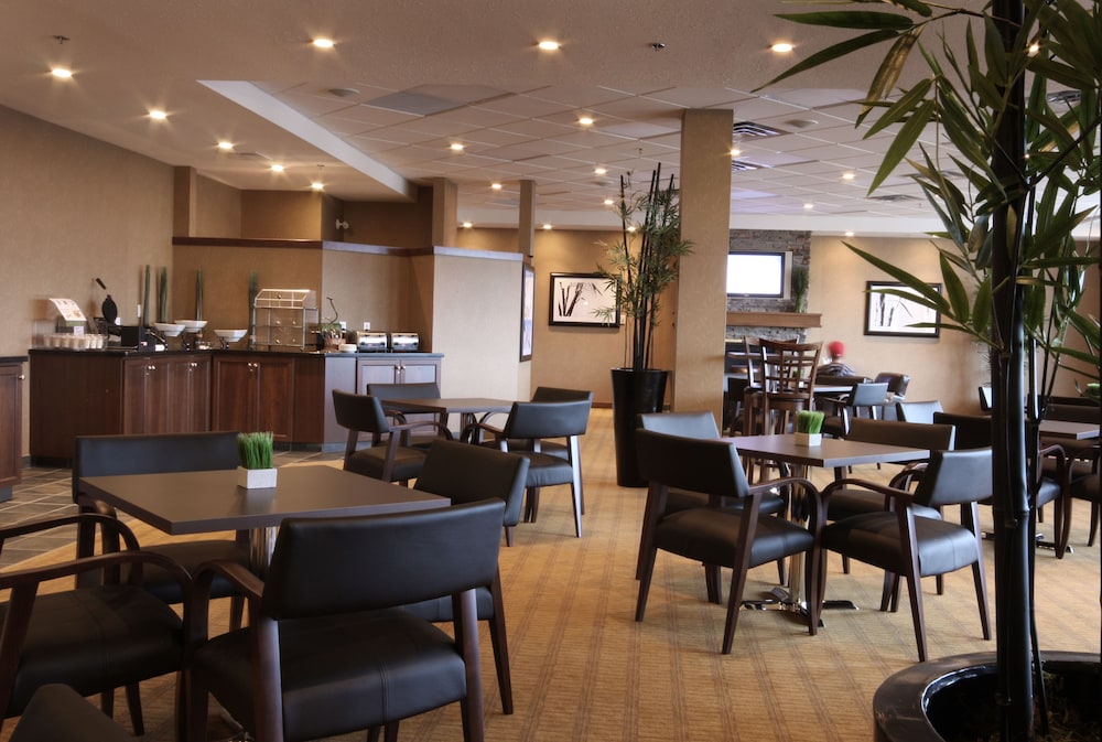 Pomeroy Hotel And Conference Centre Fort St John 33/54