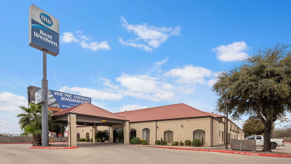 Best Western Near Lackland Afb/Seaworld 8/41