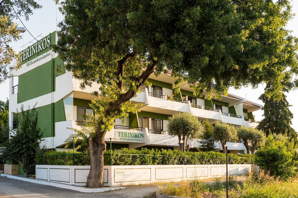 Terinikos in IALYSSOS