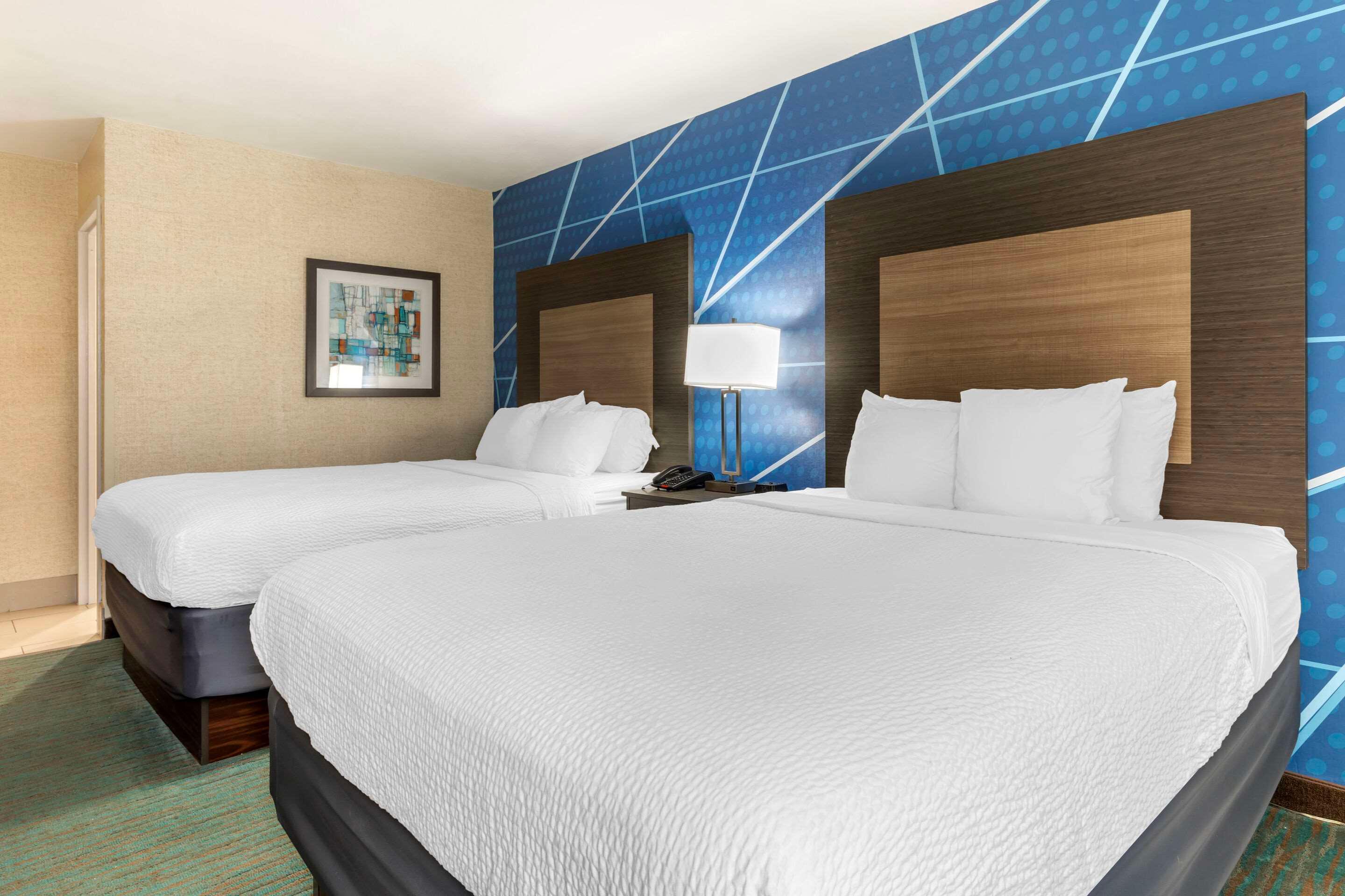 ROOM, 2 QUEEN BEDS