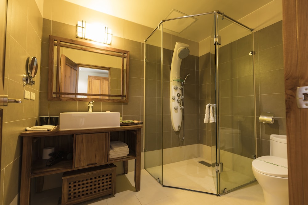 Yentai Hotel 15/41