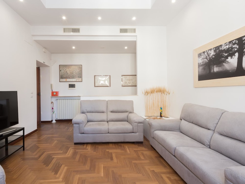 RSH Popolo Elegant Two Bedroom Apartment 15/27