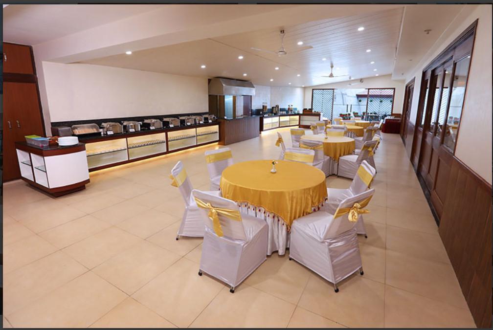 HOTEL VISHNU PALACE 38/55