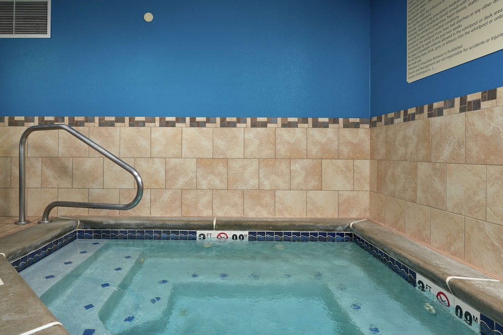 swimming pool spa