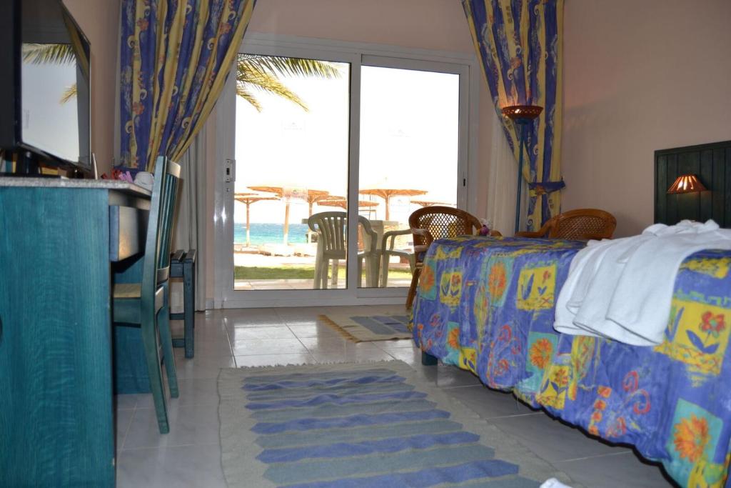 Palm Beach Resort 7/38