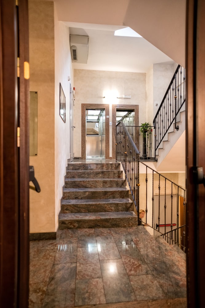 Grand Hotel Italia 24/50