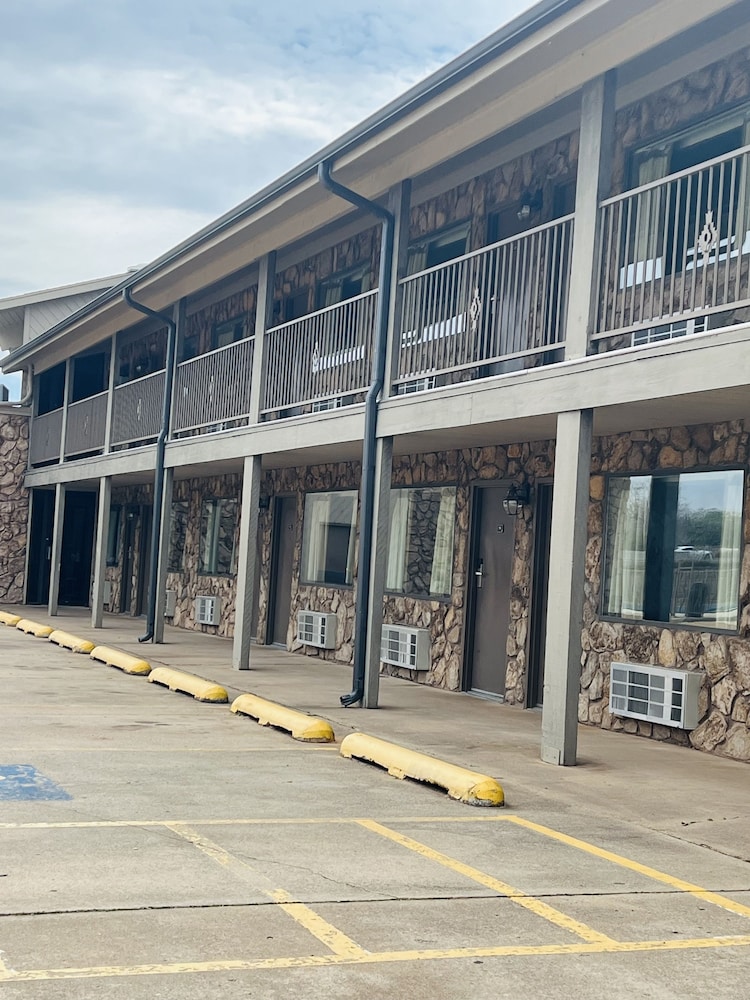 Best Western Stroud Motor Lodge 2/34