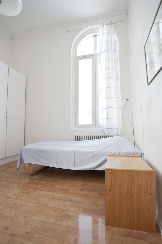 Hellidens Slott Och Vandrarhem 16/47