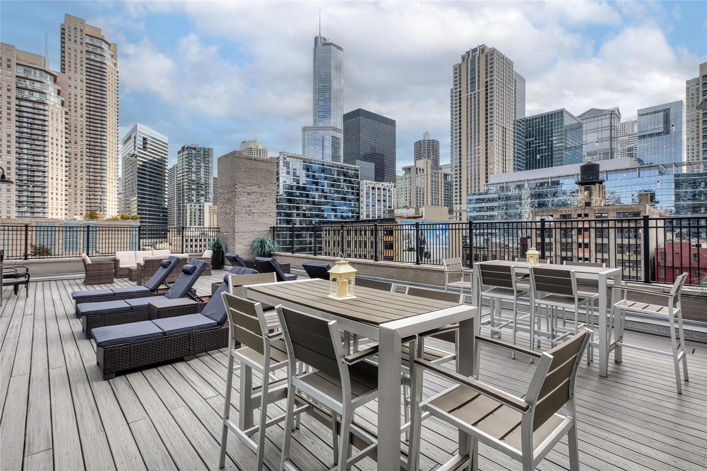 Best Western River North Hotel 48/48