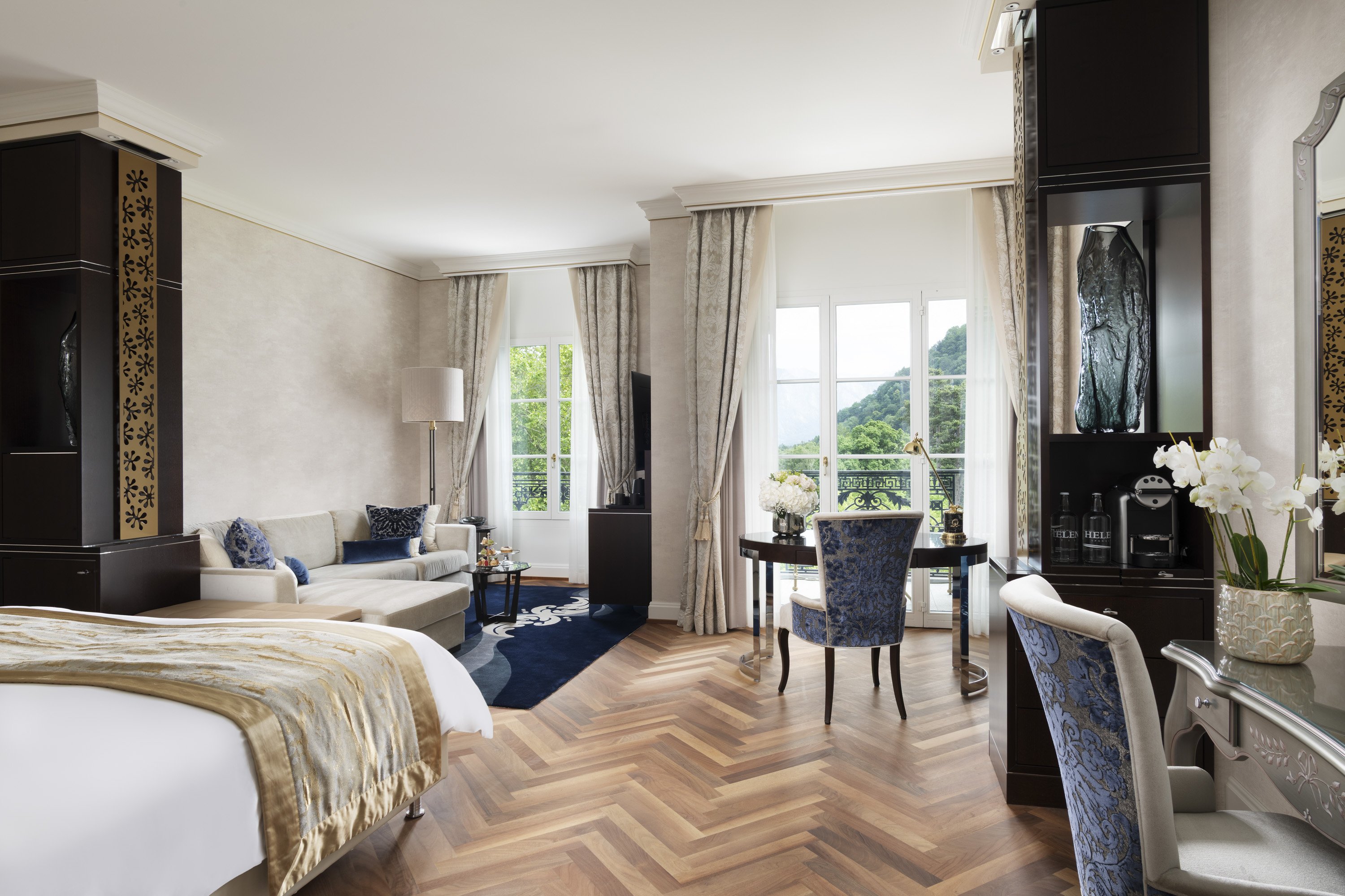 Junior Suite, Deluxe