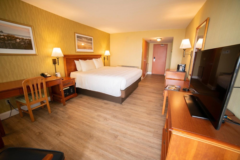 The Oceanfront Inn 16/42