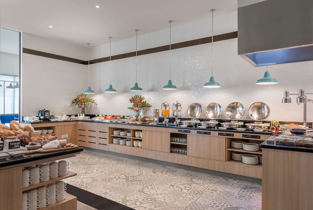Park Inn By Radisson Clark 39/50