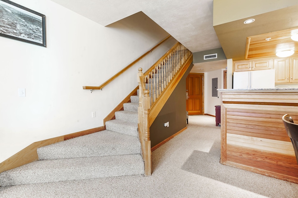 The Caledonian By All Seasons Resort Lodging 35/80