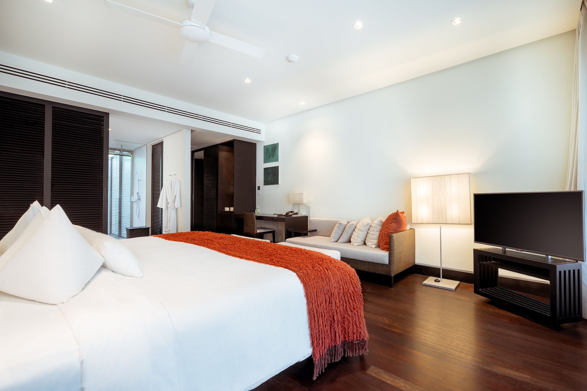 Palm, Deluxe, King Bed
