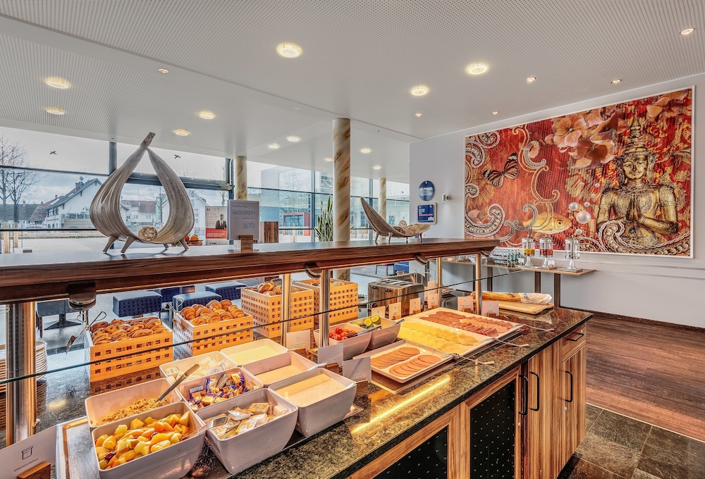 HOLIDAY INN EXPRESS SINGEN 52/72