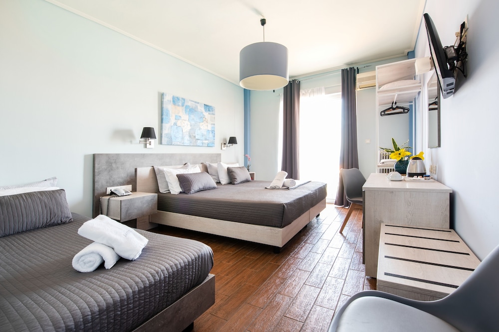 Myrto Hotel 44/90