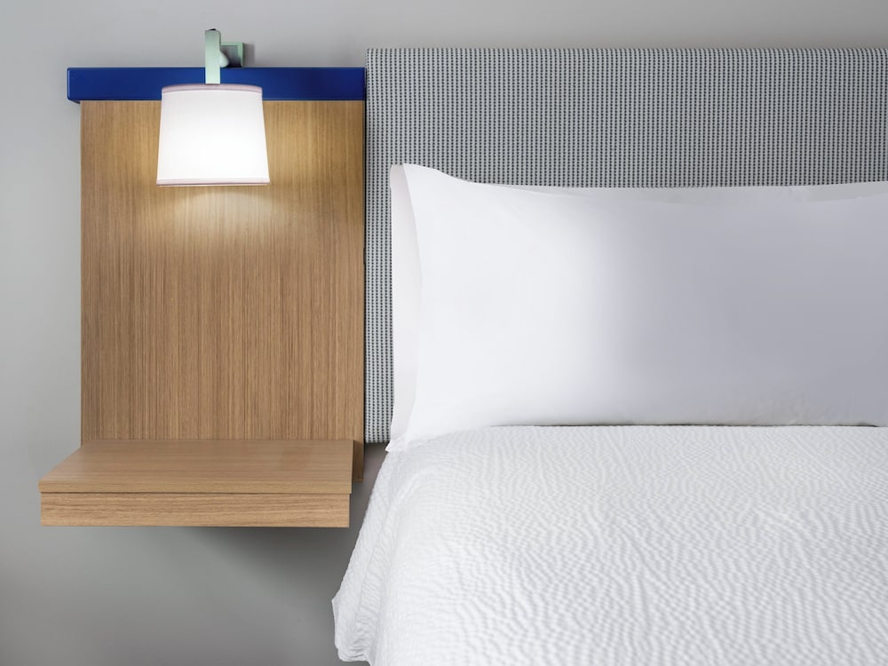 Cobblestone Hotel and Suites - Pecos 27/42