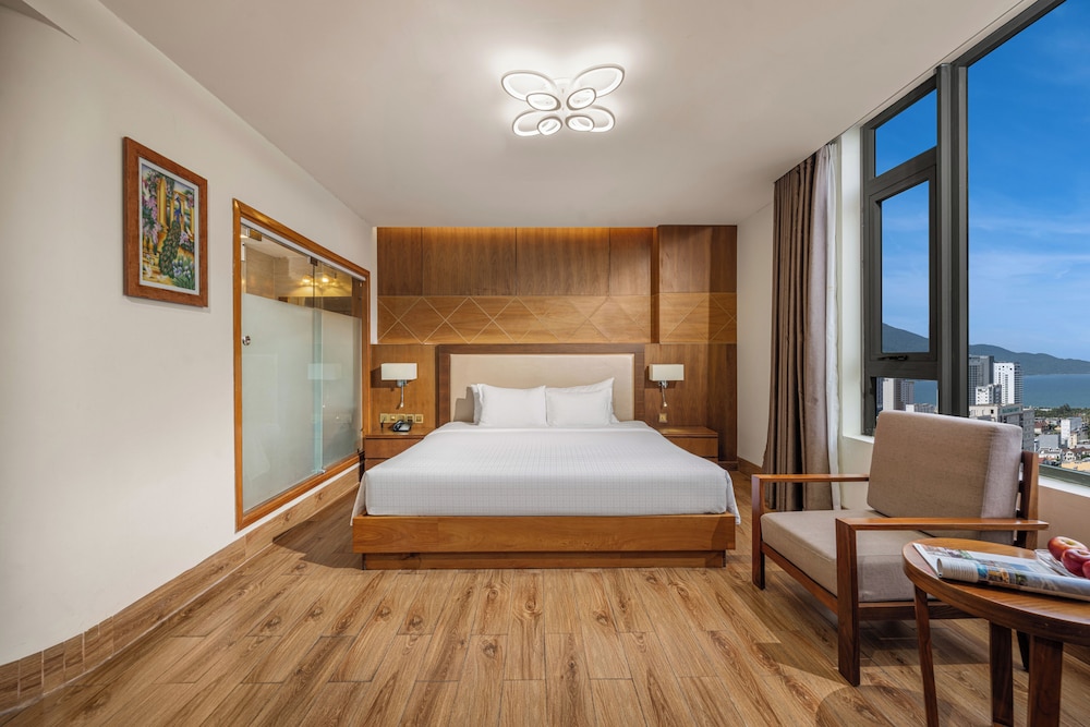 DELUXE, DOUBLE BED, SEA VIEW