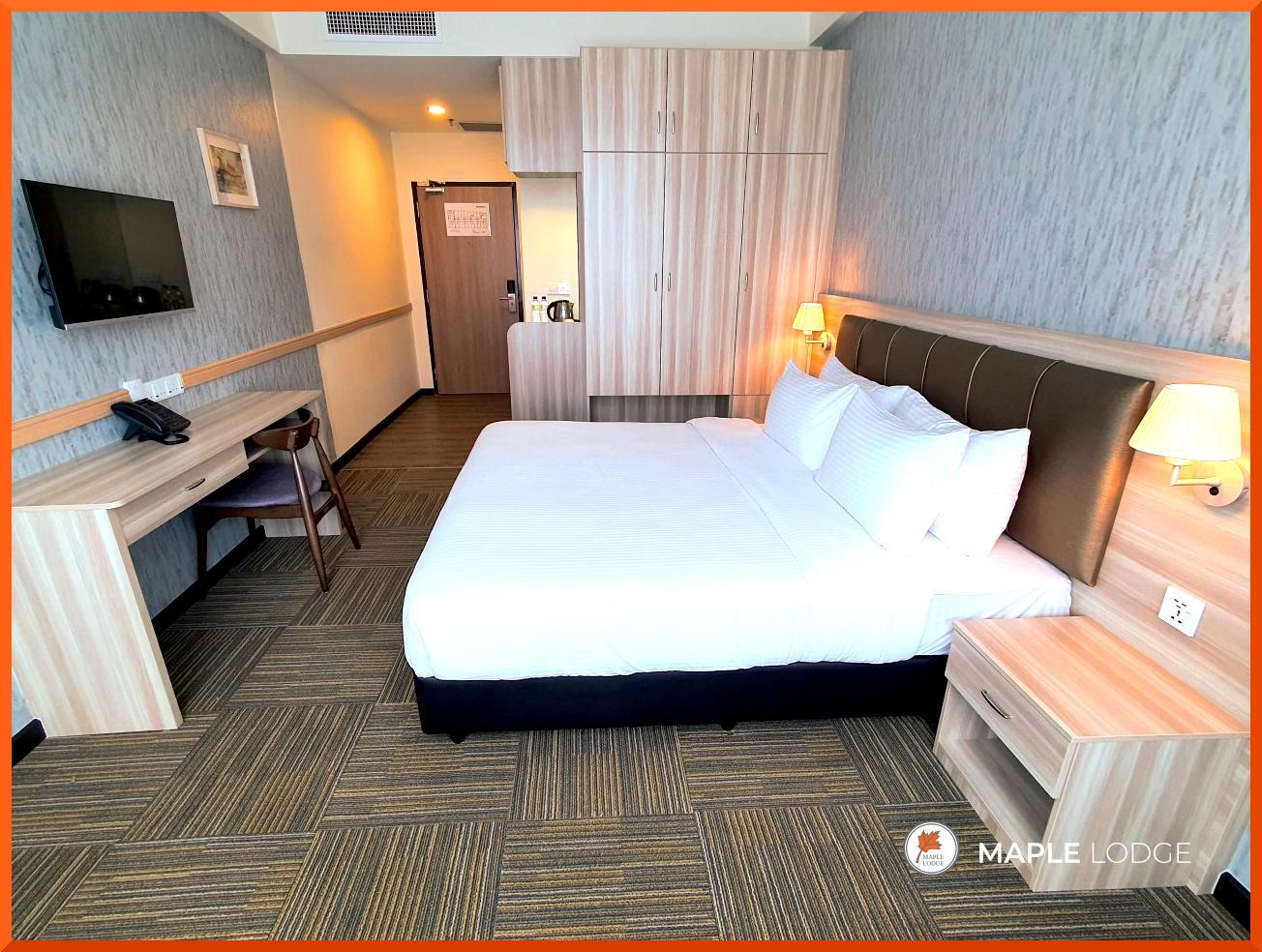 Super, Deluxe, King Bed