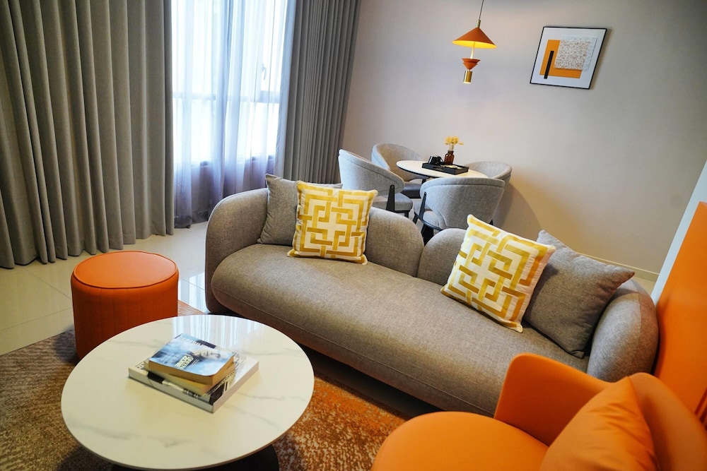 Wyndham Grand I-City 37/60