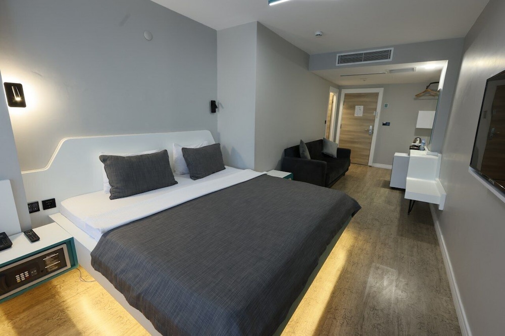 Midis Otel 10/50