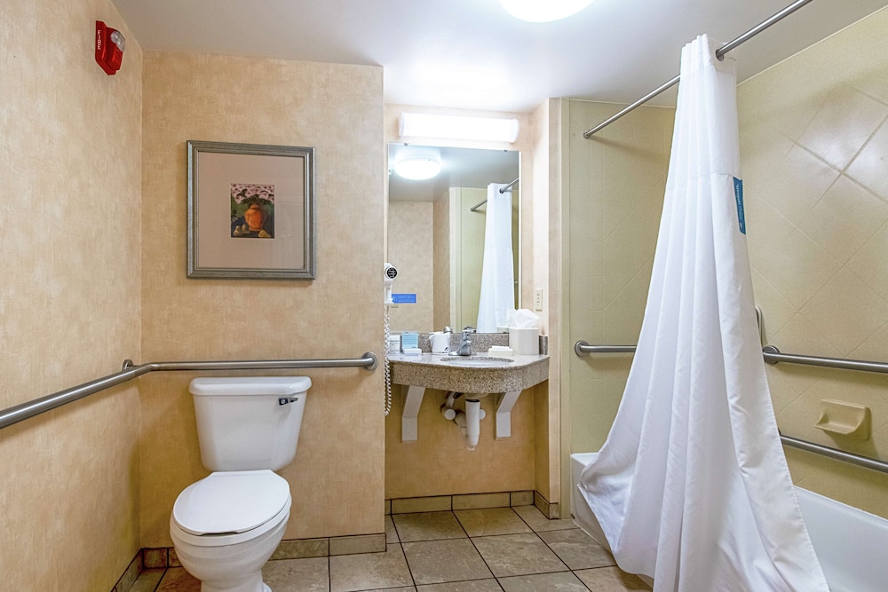 Hampton Inn Pine Grove 27/58