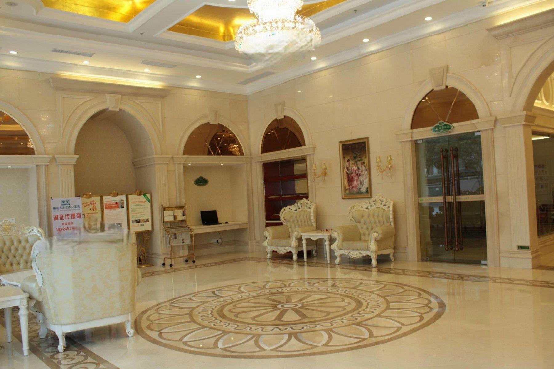 Vienna Hotel (Foshan Longjiang Convention and Exhibition Center) 13/36