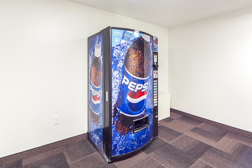 Motel6 Spokane, WA - East 9/34