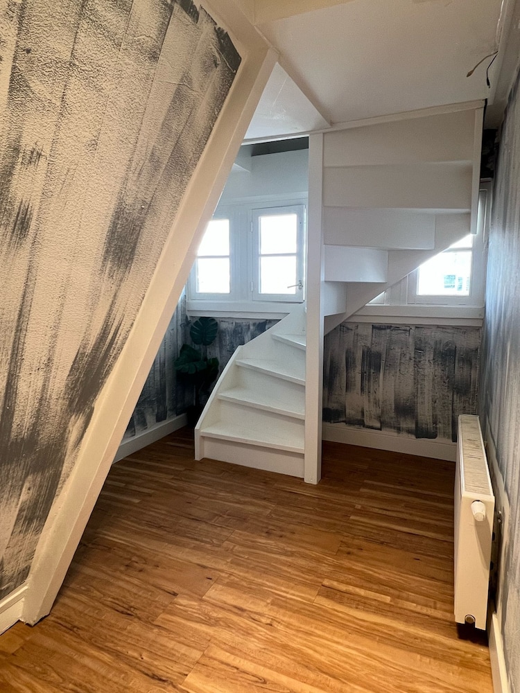 Amigo Budget Hotel 33/50