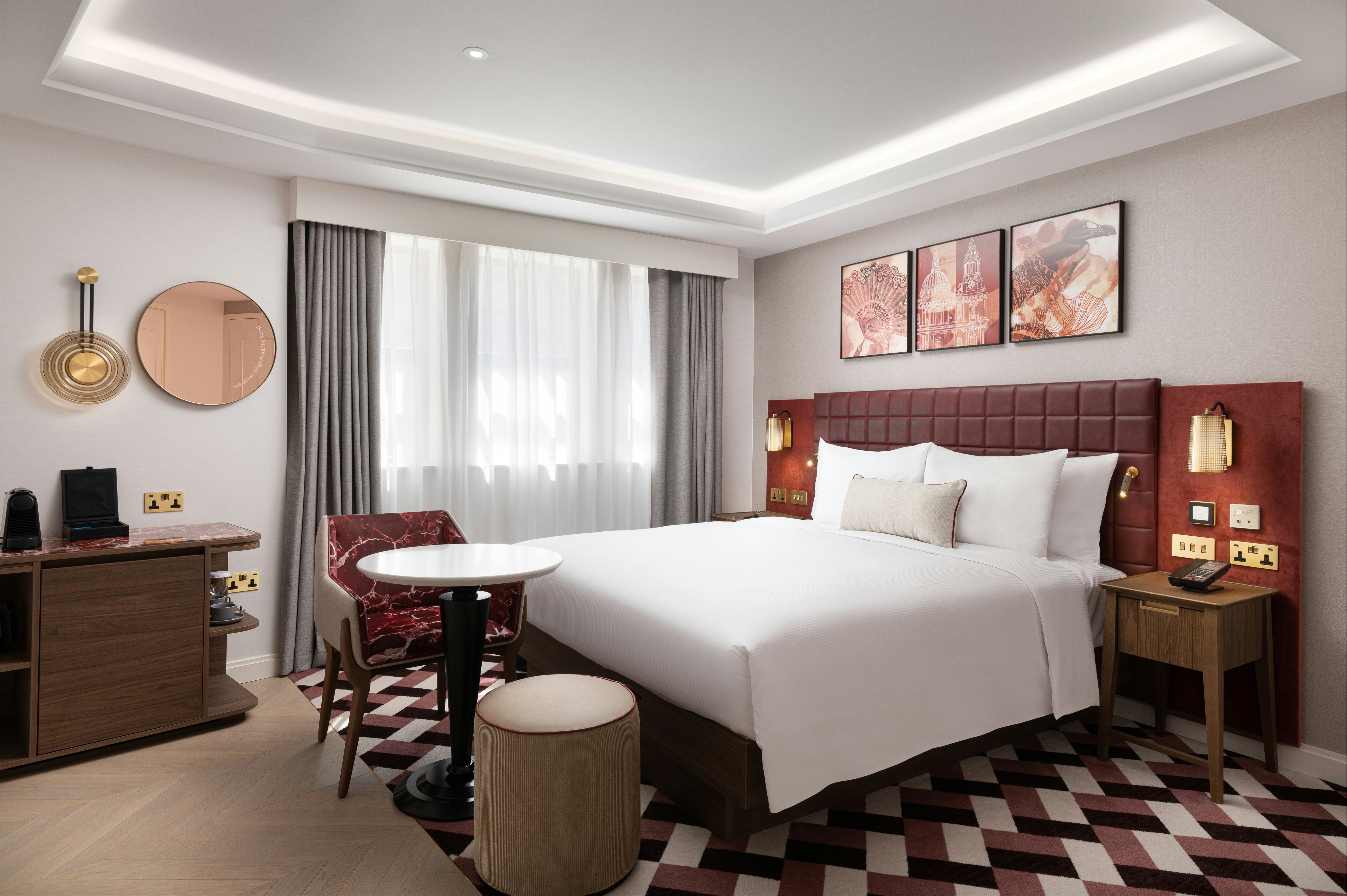 ROOM, QUEEN BED, ACCESSIBLE
